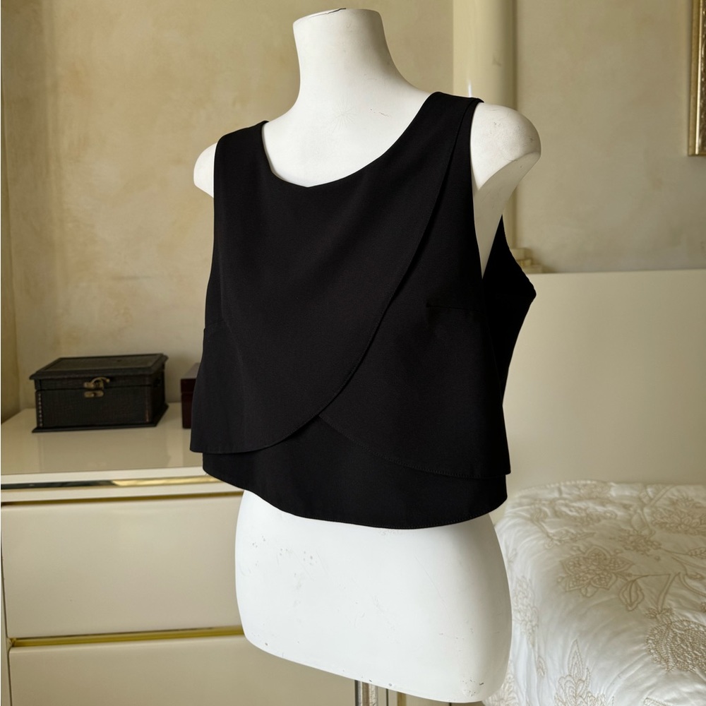 Studio Pasha - Crop Top / Sleeveless . M / Medium . Black Noir